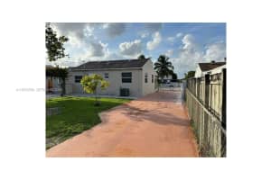 3644 Nw 12th St Miami, FL 33125 - MLS#A11978700