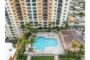 3232 Sw 22nd Ter 708 Miami, FL 33145 - MLS#A11978718