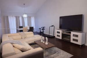 7471 W Sunrise Blvd 7471 Plantation, FL 33313 - MLS#A11978775