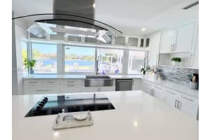 6890 Winged Foot Dr Hialeah, FL 33015 - MLS#A11978778