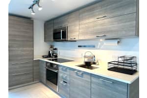 650 Ne 32nd St 2108 Miami, FL 33137 - MLS#A11978781