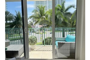 20000 E Country Club Dr 311 Aventura, FL 33180 - MLS#A11978858