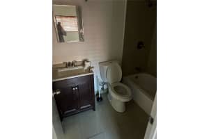 5223 Nw 27th St 9b Lauderhill, FL 33313 - MLS#A11978863