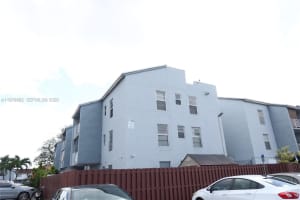 1725 W 60th St F330, Hialeah 1725 W 60th St F330, Hialeah