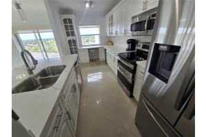 3850 Washington St 816 Hollywood, FL 33021 - MLS#A11978888