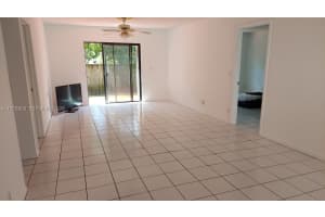 2240 Van Buren St B1 Hollywood, FL 33020 - MLS#A11978909