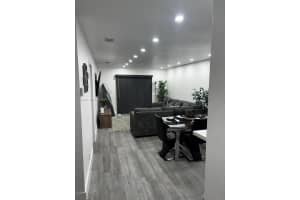 8036 Nw 41st Ct 8036 Sunrise, FL 33351 - MLS#A11978930