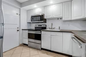 2322 S Cypress Bend Dr 311 Pompano Beach, FL 33069 - MLS#A11978953