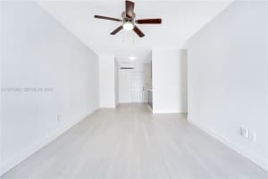 15991 Ne 18th Pl 3 North Miami Beach, FL 33162 - MLS#A11978968