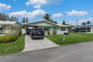 2805 Nw 52nd Ct, Tamarac