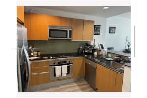 1060 Brickell Ave 1613 Miami, FL 33131 - MLS#A11979021