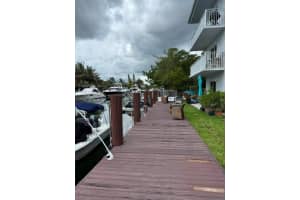 2430 NE 135th St APT 102, North Miami, FL 33181, - MLS#A11979084