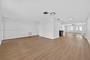 8941 Nw 13th St Plantation, FL 33322 - MLS#A11979099