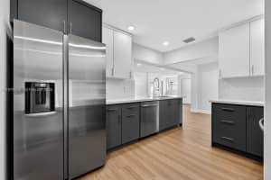 8941 Nw 13th St Plantation, FL 33322 - MLS#A11979099