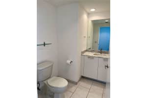 951 Brickell Ave 3211 Miami, FL 33131 - MLS#A11979162