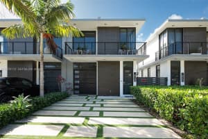 2516 Ne 21st St B Fort Lauderdale, FL 33305 - MLS#A11979172