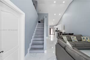 9046 Nw 121st Ter 90 Hialeah Gardens, FL 33018 - MLS#A11979174