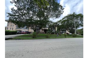 4848 Nw 24th Ct 412, Lauderdale Lakes