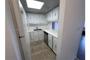 4848 Nw 24th Ct 412 Lauderdale Lakes, FL 33313 - MLS#A11979182