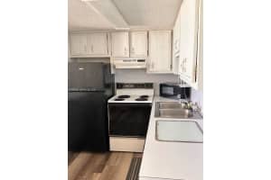 300 Oregon St 403 Hollywood, FL 33019 - MLS#A11979190