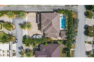 13676 Sw 33rd Ter Miami, FL 33175 - MLS#A11979200