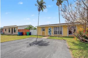 11416 Sw 148th Ter, Miami