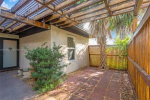 3785 Raleigh Street Hollywood, FL 33021 - MLS#A11979211