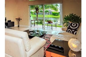 803 Vista Meadows Dr Weston, FL 33327 - MLS#A11979244