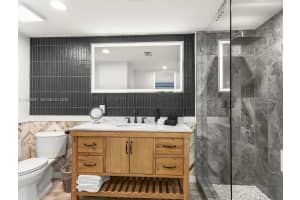 2211 Ne 35th Ct Lighthouse Point, FL 33064 - MLS#A11979281