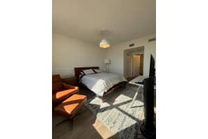 888 S Douglas Rd 1002 Coral Gables, FL 33134 - MLS#A11979282