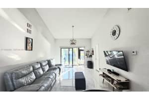 8019 Nw 100th Dr Tamarac, FL 33321 - MLS#A11979290