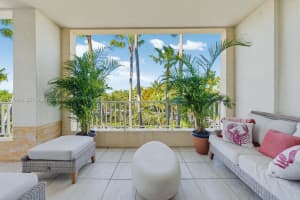 701 Crandon Blvd 302 Key Biscayne, FL 33149 - MLS#A11979292