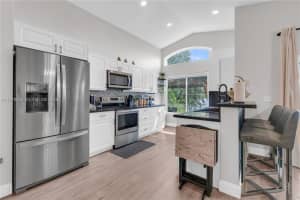 9900 S Grand Duke Cir Tamarac, FL 33321 - MLS#A11979295