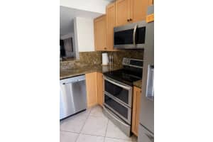 2661 Ne 164th St 40 North Miami Beach, FL 33160 - MLS#A11979308