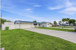 1101 Nw 86th Ter Pembroke Pines, FL 33024 - MLS#A11979330