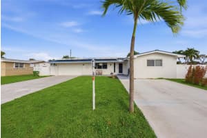 1101 Nw 86th Ter Pembroke Pines, FL 33024 - MLS#A11979330