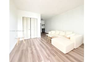 7720 Harding Ave 3 Miami Beach, FL 33141 - MLS#A11979403