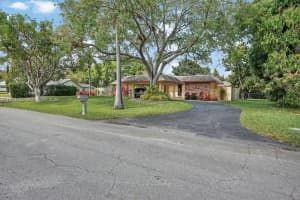 8261 Sw 186th St Cutler Bay, FL 33157 - MLS#A11979423