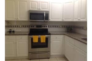 16246 Laurel Dr 104 Weston, FL 33326 - MLS#A11979428