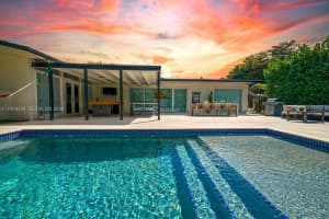 18800 Belmont Dr Cutler Bay, FL 33157 - MLS#A11979438