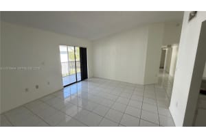 468 NE 206th Ln APT 201, Miami, FL 33179, - MLS#A11979444