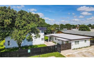 1335 Ne 5th Ave 7 Fort Lauderdale, FL 33304 - MLS#A11979457