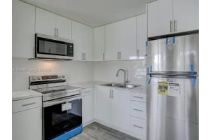 1335 Ne 5th Ave 7 Fort Lauderdale, FL 33304 - MLS#A11979457