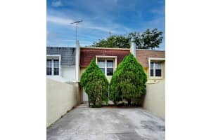 6252 Highland Ct North Lauderdale, FL 33068 - MLS#A11979490