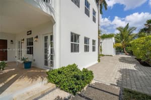 707 W 54th St, Miami Beach, FL 33140, - MLS#A11979492