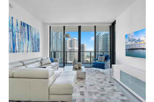88 7th St , Miami, FL 33130 - MLS#A11979495