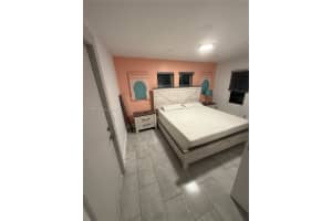 2020 Washington St 4 Hollywood, FL 33020 - MLS#A11979497