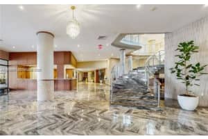 5401 Collins Ave 526, Miami Beach