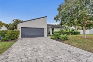 1451 Nw 81st Ave, Coral Springs