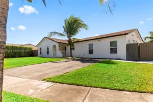 13000 Sw 260th Ter Homestead, FL 33032 - MLS#A11979553